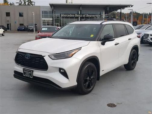 2024 Toyota Highlander Hybrid XLE