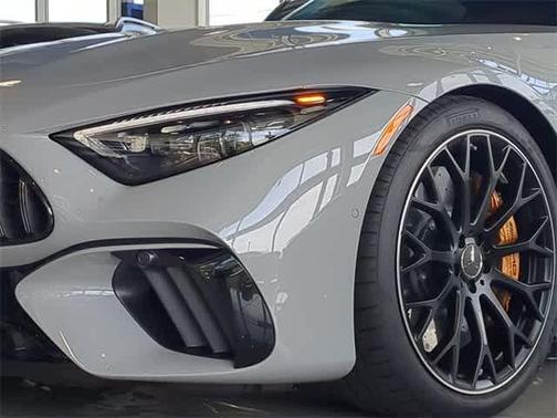 2025 Mercedes-Benz AMG SL 63 S E Performance