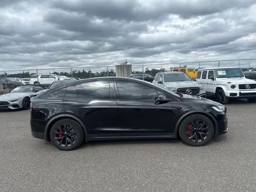2024 Tesla Model X Plaid