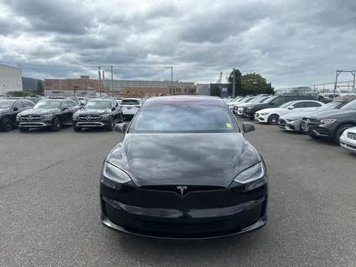 2024 Tesla Model X Plaid