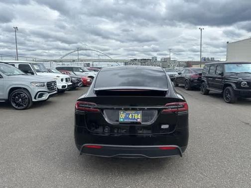 2024 Tesla Model X Plaid
