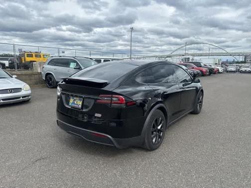 2024 Tesla Model X Plaid