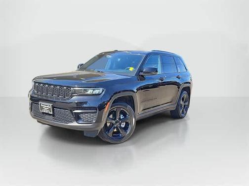 2023 Jeep Grand Cherokee Altitude
