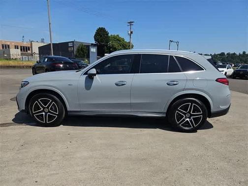 2025 Mercedes-Benz GLC 350e Base 4MATIC