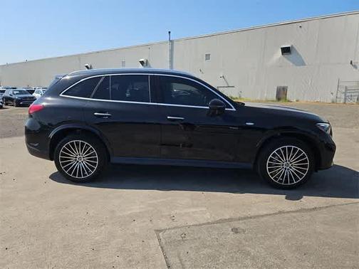 2025 Mercedes-Benz GLC 350e Base 4MATIC