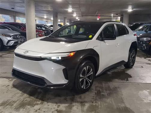 2024 Toyota bZ4X XLE