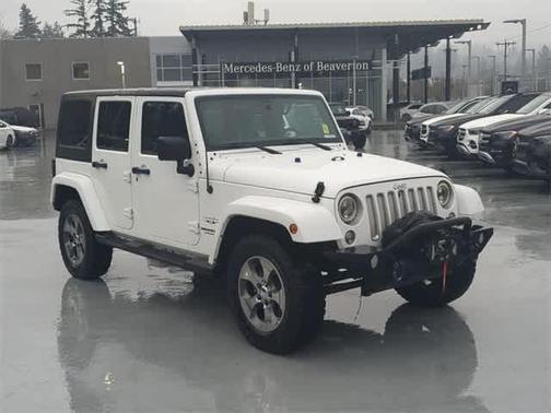 2016 Jeep Wrangler Unlimited Sahara