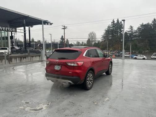2020 Ford Escape Titanium