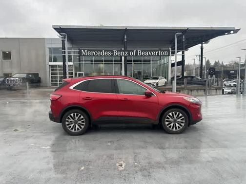 2020 Ford Escape Titanium