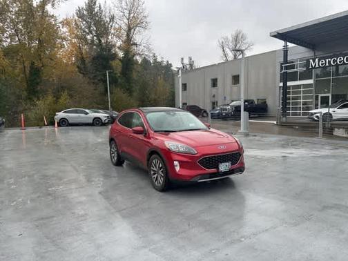 2020 Ford Escape Titanium