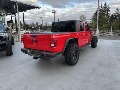 2022 Jeep Gladiator Sport