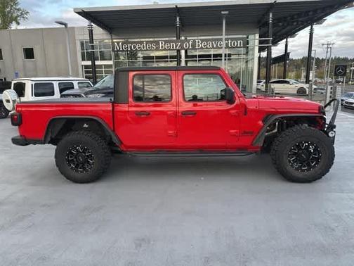 2022 Jeep Gladiator Sport