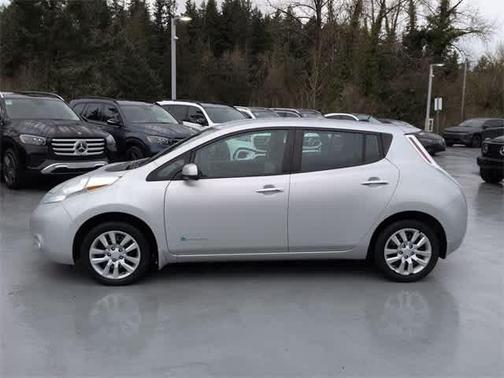 2016 Nissan Leaf S