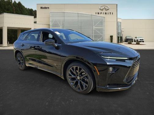 2025 Toyota Crown Signia LIMITED