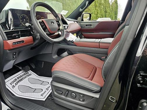 2025 INFINITI QX80 SENSORY