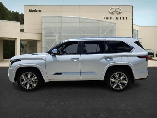 2025 Toyota Sequoia Capstone