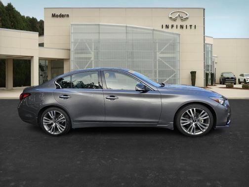 2023 INFINITI Q50 SENSORY
