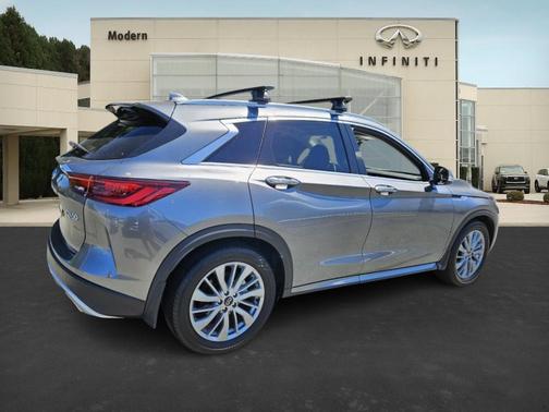 2024 INFINITI QX50 Luxe