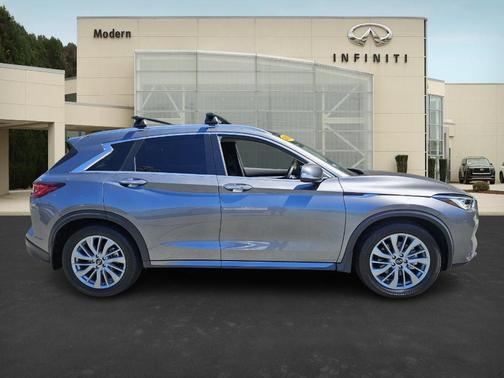 2024 INFINITI QX50 Luxe