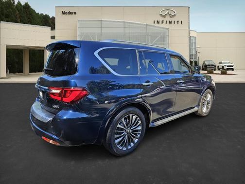 2018 INFINITI QX80 Base