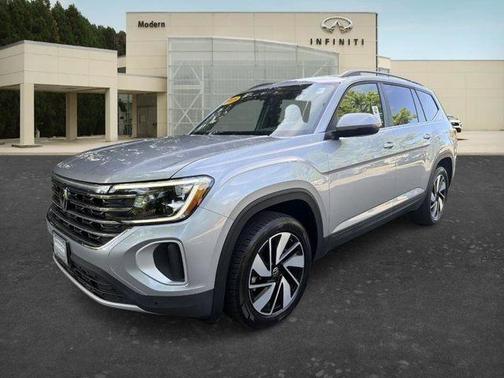 Silver Mist Metallic 2025 Volkswagen Atlas 2.0T SE w/Technology