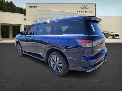 2025 INFINITI QX80 PURE