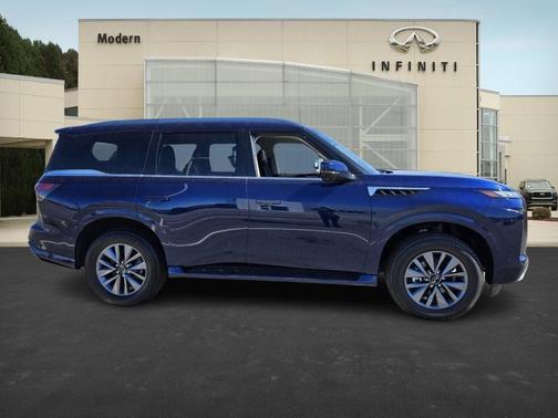 2025 INFINITI QX80 PURE