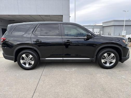 2023 Honda Pilot EX-L 7-Passenger