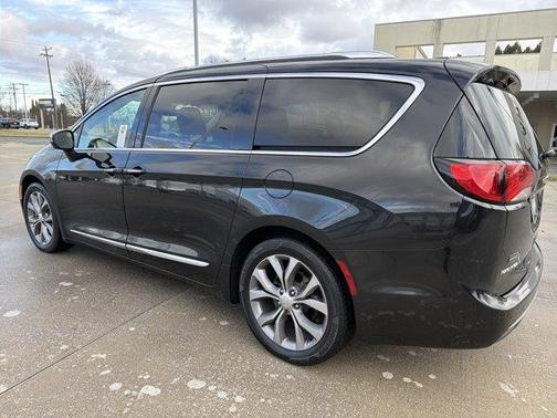 2019 Chrysler Pacifica Limited