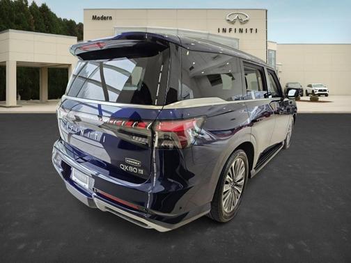 2025 INFINITI QX80 Luxe