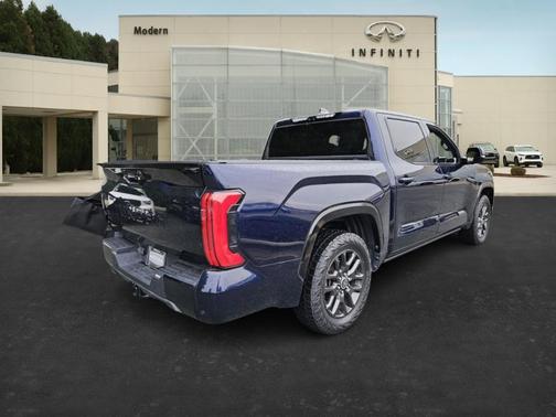 2022 Toyota Tundra Platinum