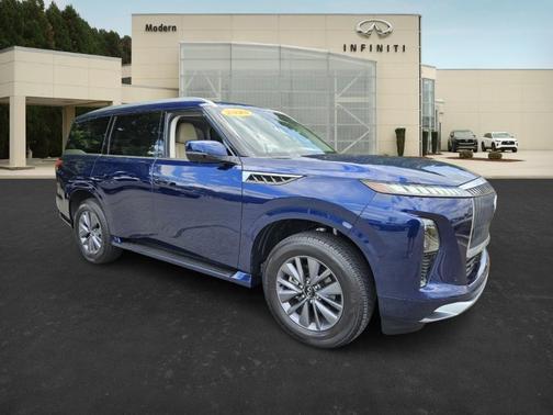 2025 INFINITI QX80 PURE