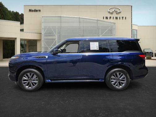 2025 INFINITI QX80 PURE