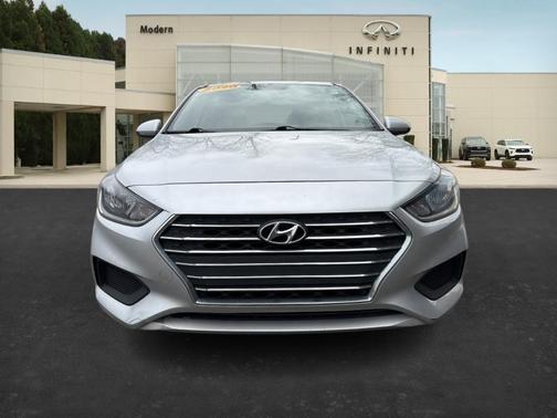 2020 Hyundai Accent SE