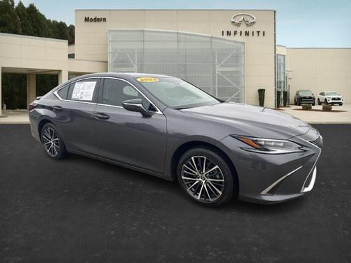 2024 Lexus ES 300h 