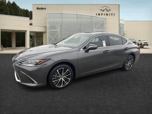 2024 Lexus ES 300h 