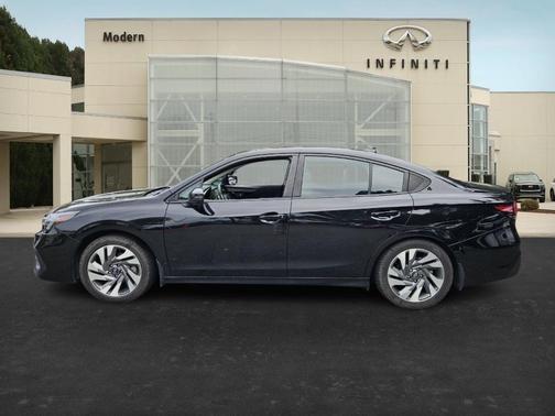 2023 Subaru Legacy 