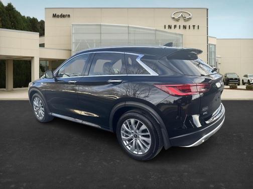 2024 INFINITI QX50 Luxe