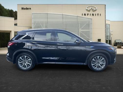 2024 INFINITI QX50 Luxe
