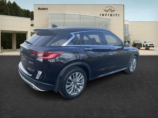 2024 INFINITI QX50 Luxe