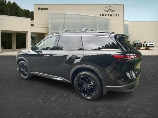 Diamond Black 2027 INFINITI QX60 SPT