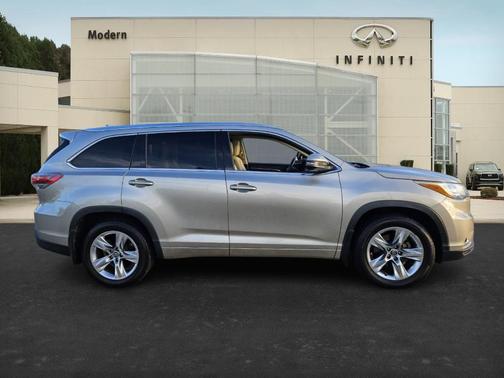 2016 Toyota Highlander Limited Platinum