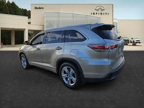 2016 Toyota Highlander Limited Platinum