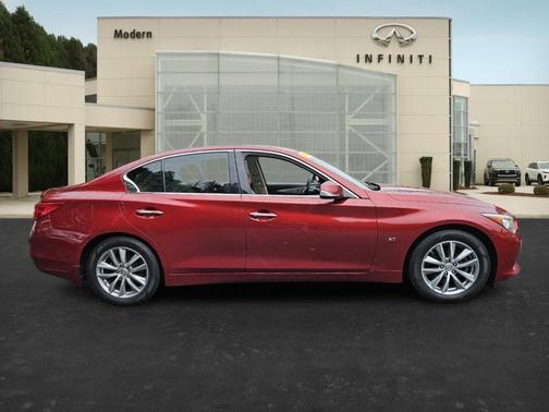 2014 INFINITI Q50 Premium