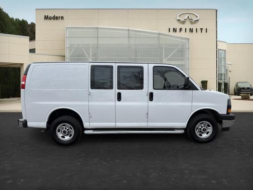 2024 GMC Savana 2500 Work Van