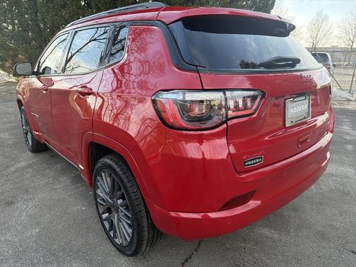 2023 Jeep Compass (RED) Edition