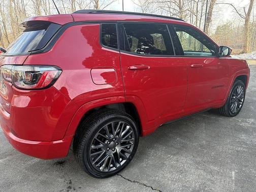 2023 Jeep Compass (RED) Edition