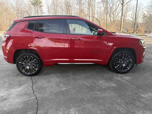 2023 Jeep Compass (RED) Edition