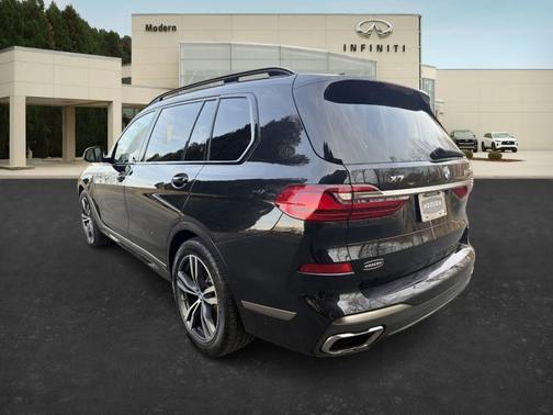 2020 BMW X7 M50i