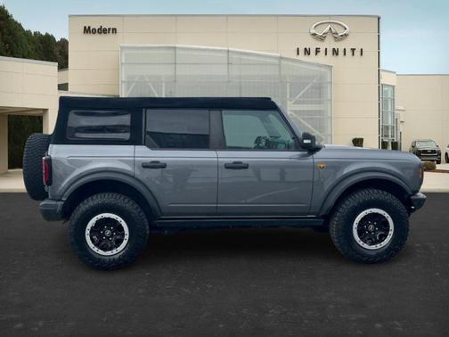 2021 Ford Bronco Badlands